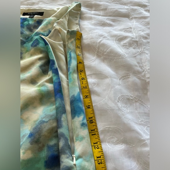 Nine West Women’s Size 2 Knee Length Multi Color Sleeveless Dress - Picture 13 of 15